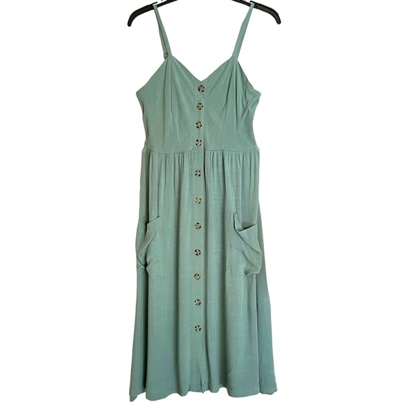 NWT | Good Luck Gem | Button Front Midi Dress in Sage | Size Medium - Picture 3 of 6
